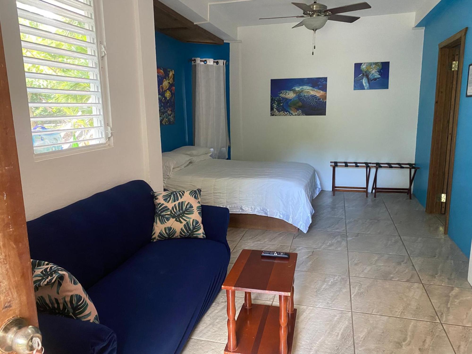 Jaguar Morning Star Hotell Caye Caulker Eksteriør bilde
